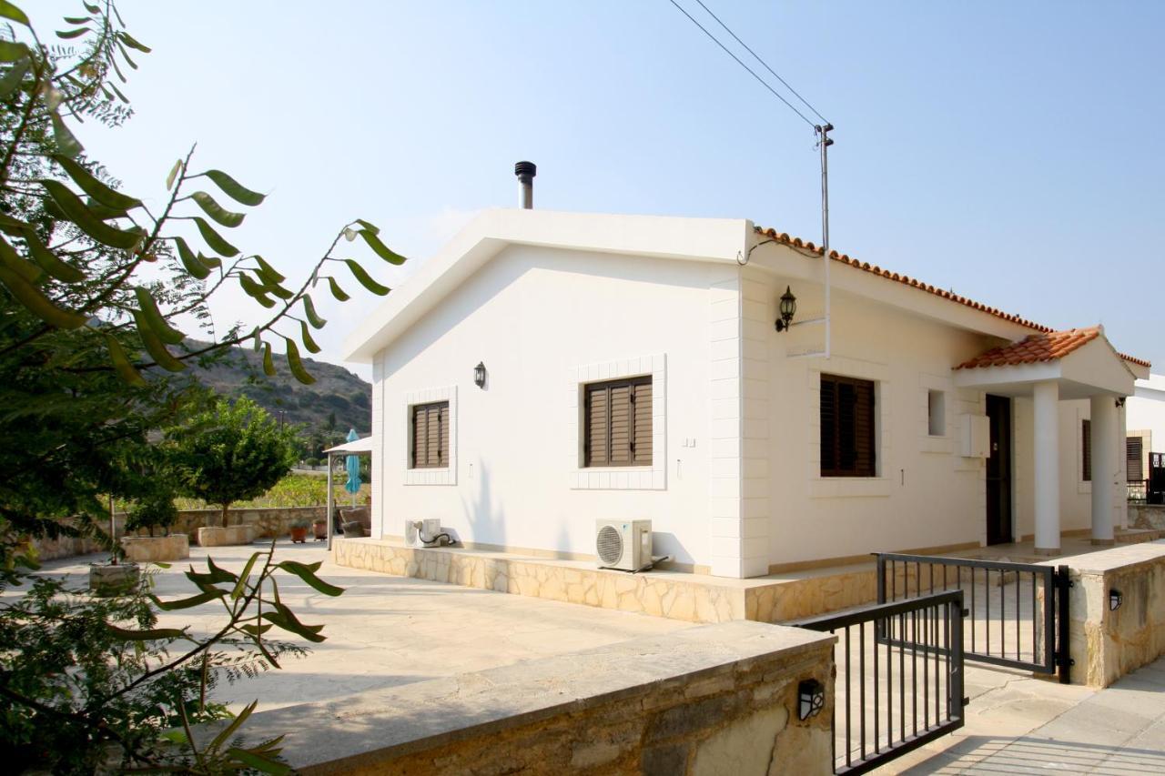 Pissouri Bay Bungalow Villa Exterior photo